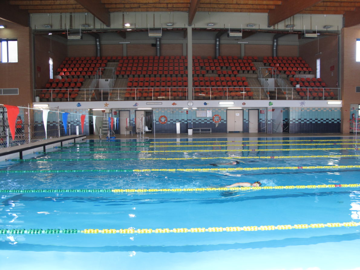 Plazas libres para Junio en la piscina del Centro Municipal Acuático y Deportivo