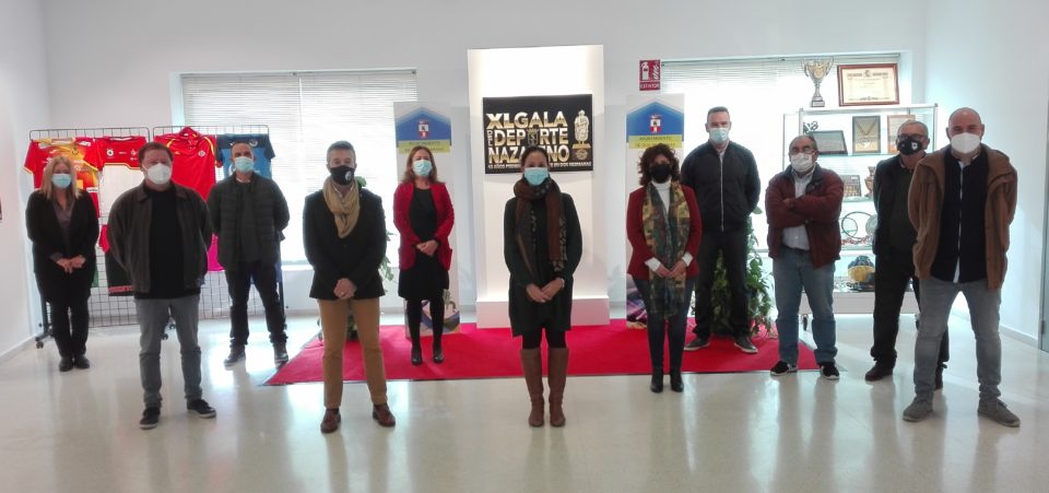 Montequinto acoge la exposición 'Una Gala de 40 años'