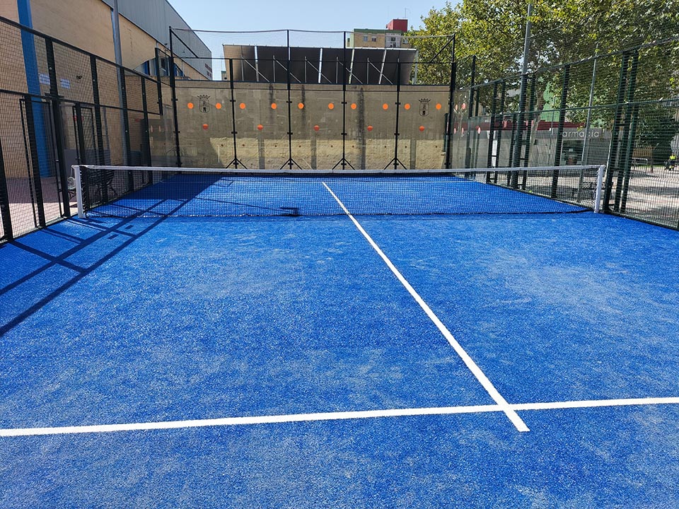Plan MIDE: Sustitución pista de pádel C.D.M. Entretorres