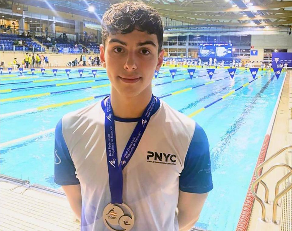 Cristóbal Vargas se alza como subcampeón de España en 5000 metros