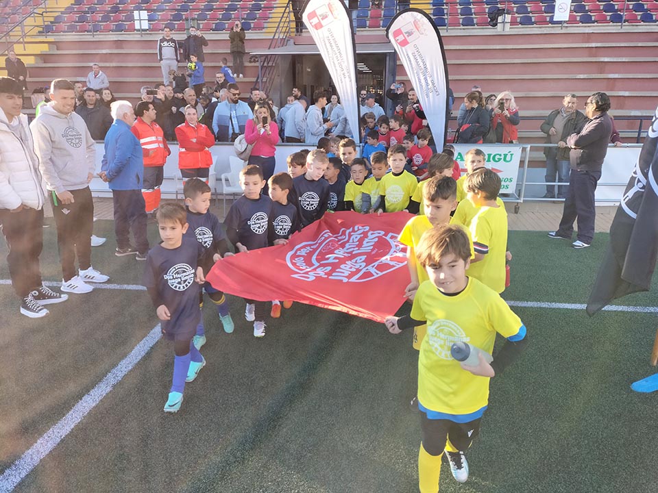 Celebrada una nueva edición del fútbol solidario en el estadio municipal Miguel Román
