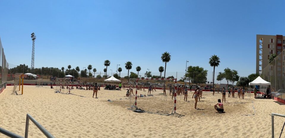 Campeonato de Andalucía de Balonmano Playa: Gran Participación en Dos Hermanas