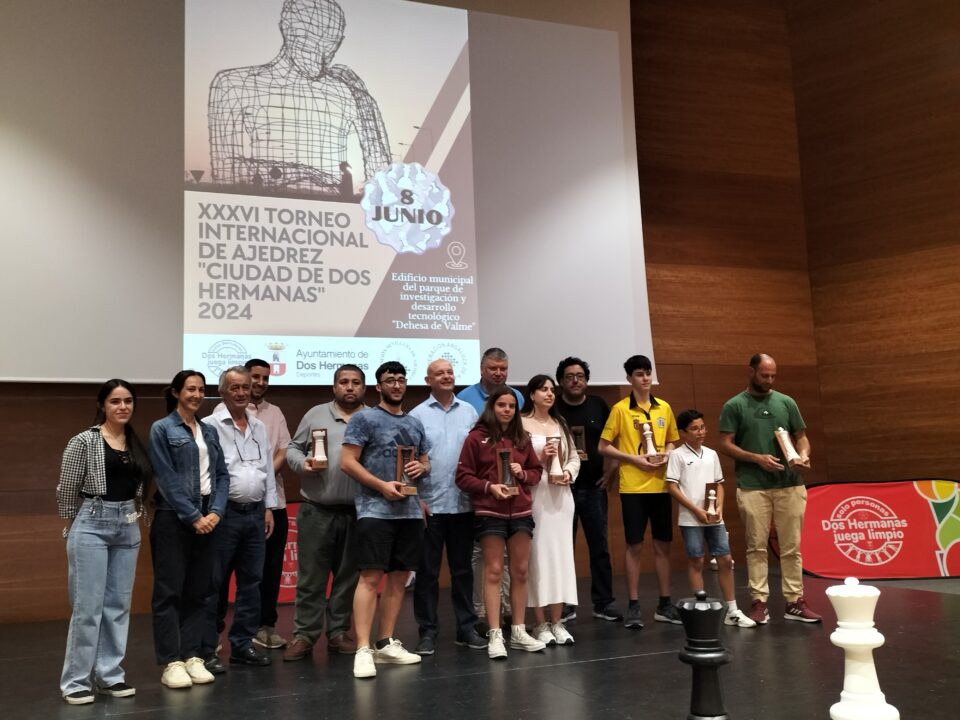 El Nazareno Cristian Silva Lucena Triunfa en el 36º Torneo Internacional de Ajedrez Ciudad de Dos Hermanas