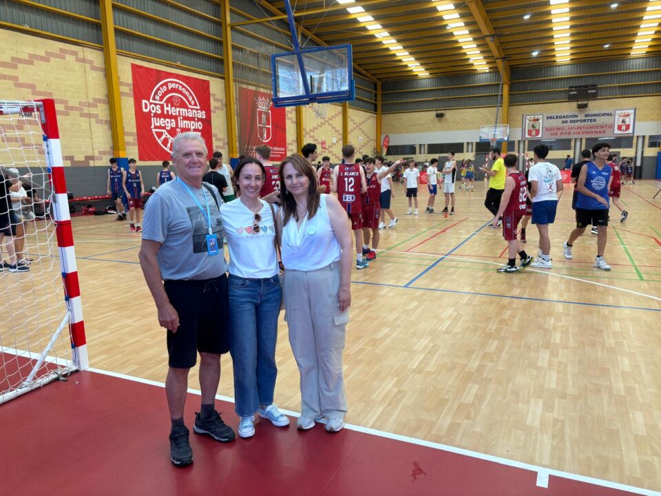 Exitosa colaboración en el torneo solidario 3x3 de baloncesto en Dos Hermanas