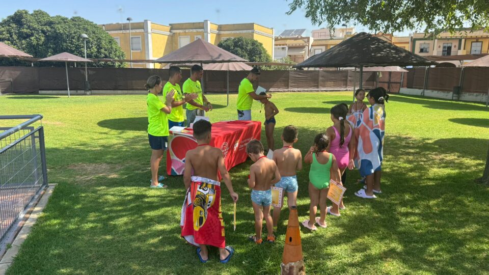 Finalizan los cursos de natación del mes de julio