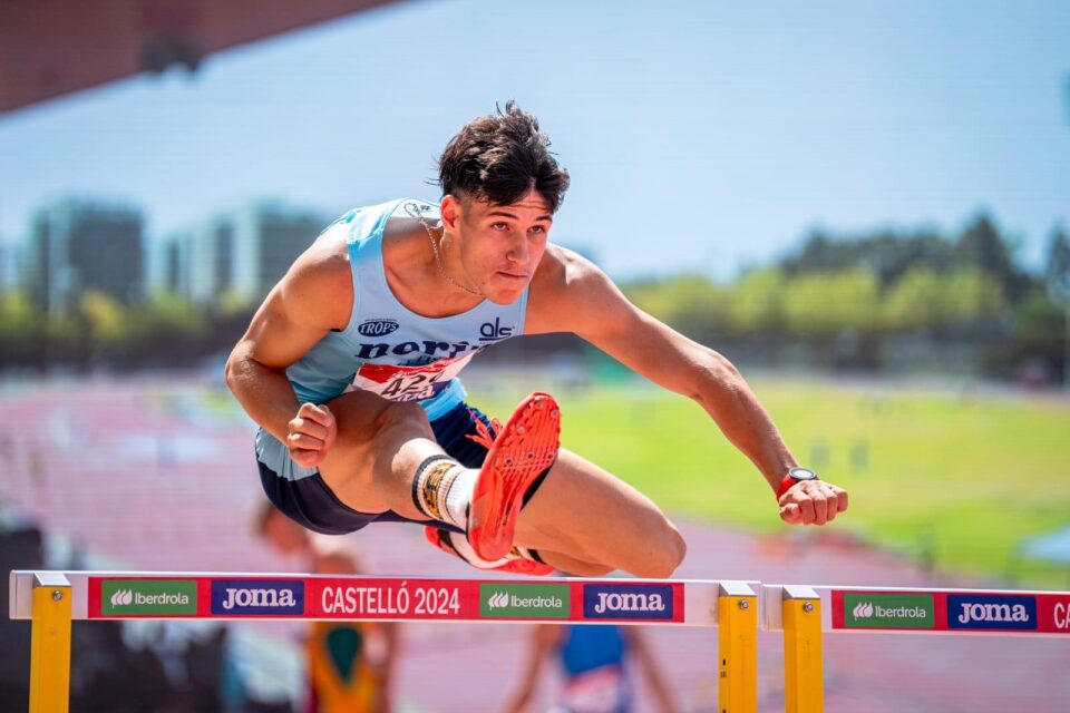 Iván García Rubio, Campeón de España Sub-20 en Relevo 4x100 y Medalla de Plata en 110 Metros Vallas