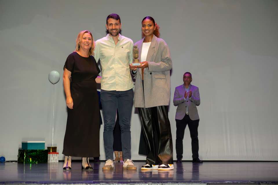 Distinción Extraordinaria - Club Voleibol Esquimo DH - XLIV Gala del Deporte Nazareno