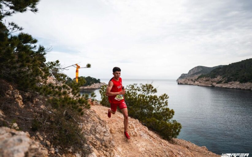 Alejandro Garrido se proclama campeón de España sub-23 de Trail Running en Ibiza