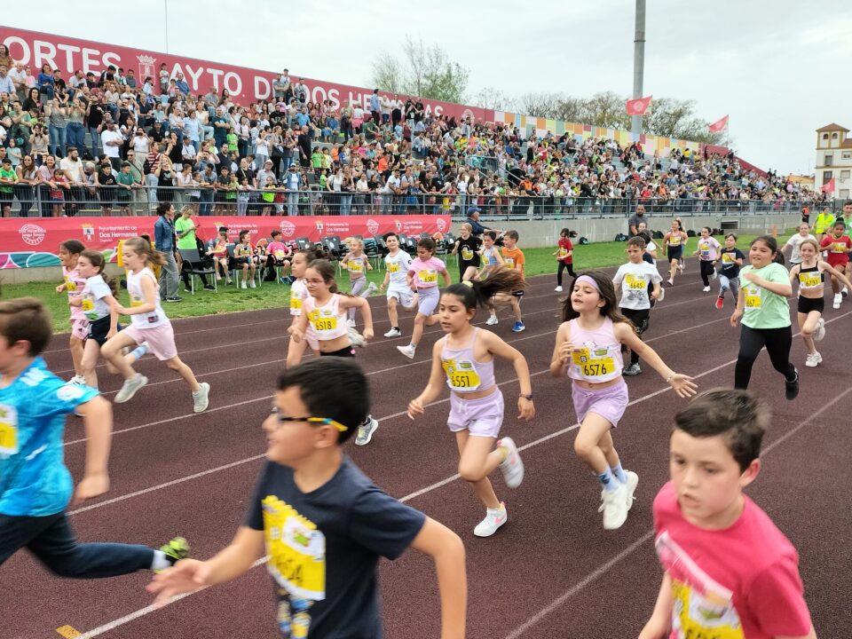 Éxito rotundo en la 44ª Carrera Escolar de Dos Hermanas con más de 7.500 asistentes