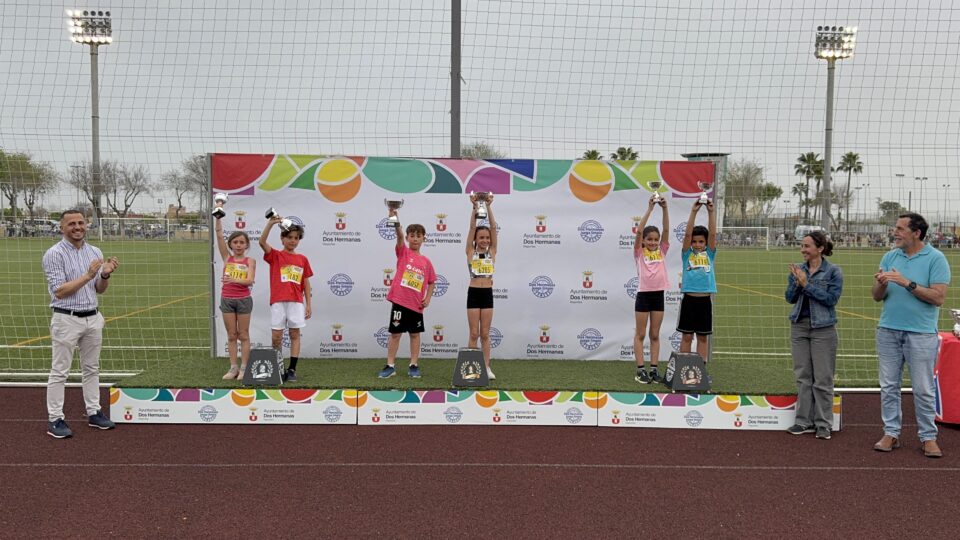 Éxito rotundo en la 44ª Carrera Escolar de Dos Hermanas con más de 7.500 asistentes