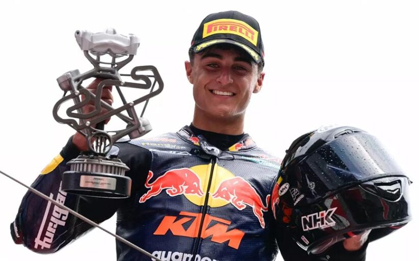 Dani Muñoz logra un meritorio tercer puesto en Montmeló