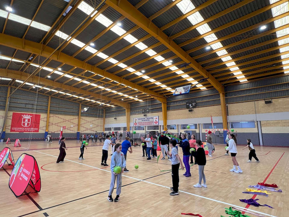 Éxito de participación en la segunda jornada del II Encuentro de Escuelas Deportivas Municipales para Mayores y Menores