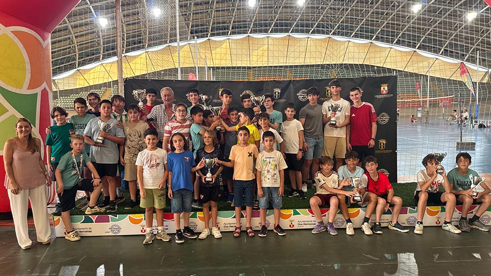 Entrega trofeos de la XVIII Fiesta del Ajedrez