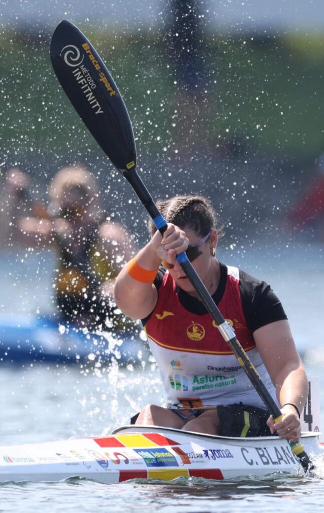 Carlota Blanca Romero. 9ª posición en la prueba de KL2 200 m. en la Copa del Mundo de Paracanoe celebrada en Montreal, Canadá.