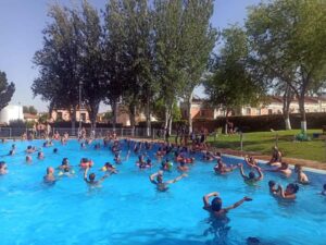 Actividades con música en las piscinas